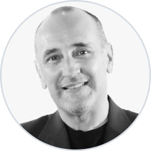 Robert Pizzari headshot